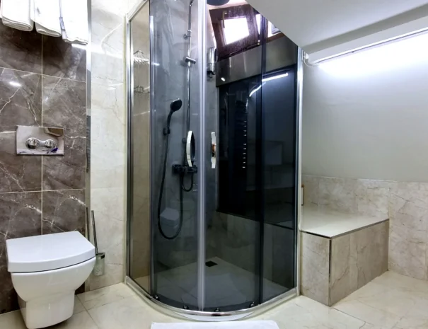 bosphorus_view_apartment_bathroom