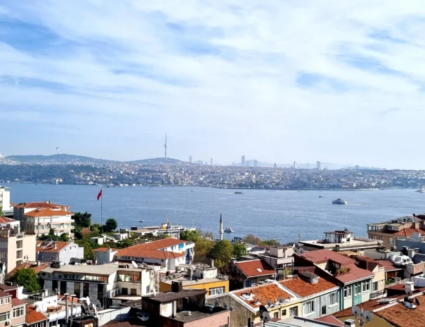 bosphorus_view_apartment_view_day